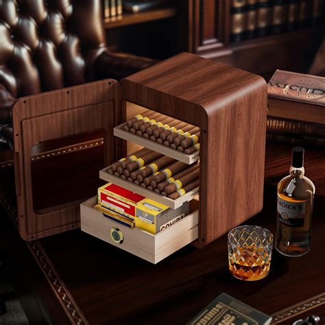 how to light a cigar 1