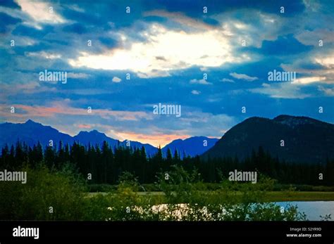 Vermillion Lakes Sunrise Mt Rundle Banff National Park Alberta