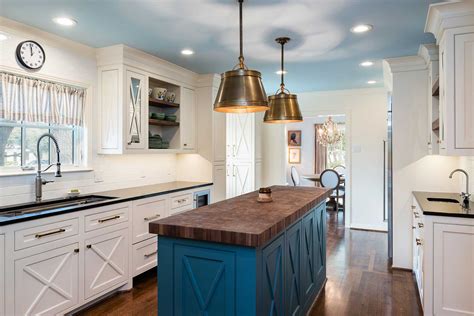 Highland Park High-End Luxury Kitchen Remodel - Blackline Renovations