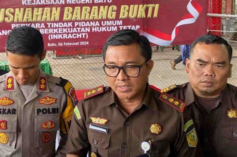 Kejari Batu Musnahkan Barang Bukti 25 Perkara Terbanyak Kasus Narkotika