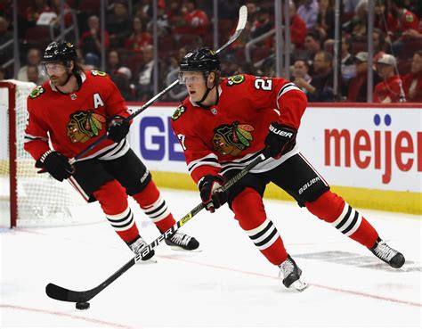 Chicago Blackhawks: What will defense look like in 24 team playoff?