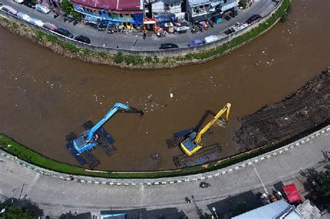 Mudarat Beton Dalam Normalisasi Sungai Lingkungan Koran Tempo Co