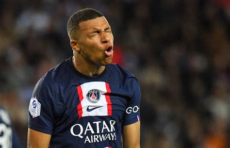 Psg Kylian Mbappé Au Cœur Dune Polémique Au Paris Sg Foot Sur 7