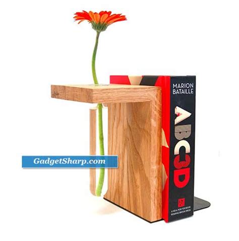 7 Creative and Unusual Bookends Design