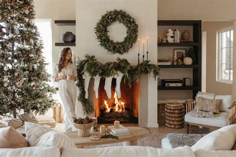 My 2023 Holiday Decor—How I Turn Our Home Into a Cozy Haven