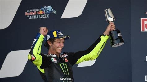 Breaking News Valentino Rossi Resmi Gabung Petronas Yamaha Srt