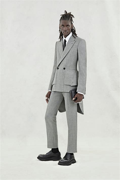 Alexander Mcqueen Spring Summer Menswear Collection The Rakish Gent