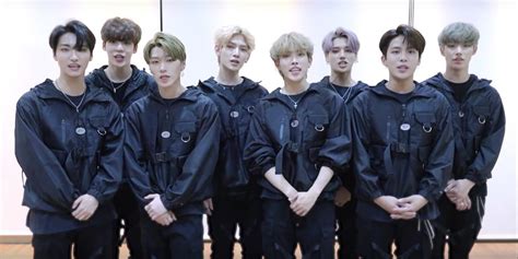 Ateez Group Photo