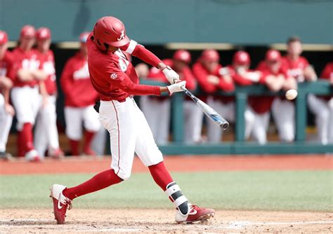 alabama baseball cracks top   undefeated start alcom