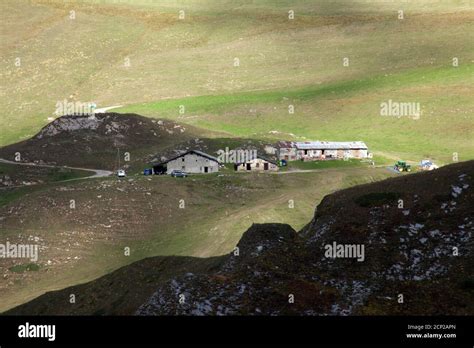 Maisons Dalpage Hi Res Stock Photography And Images Alamy