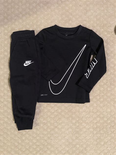 Boys Nike Outfit Bundle, 3T