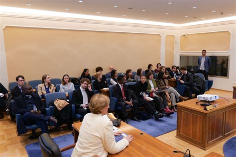 Ustavni Sud Bosne I Hercegovine Posjeta Studenata Centra Za Ustavne