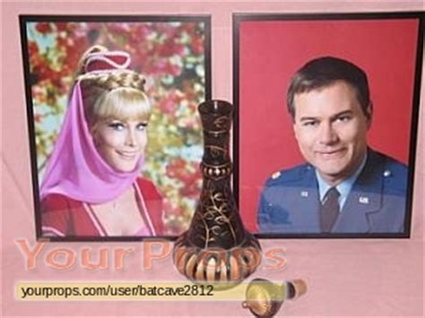 I Dream Of Jeannie 1st Season Jeannie bottle replica TV series prop