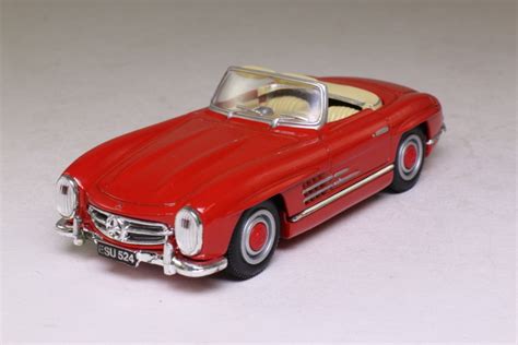 Corgi Classics 96410 Mercedes Benz 300 SL Roadster Open Top Red 107418