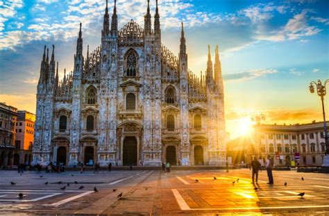 Weekend In Milano Italia Doar 63 Euro Zbor Si Cazare 2 Nopti