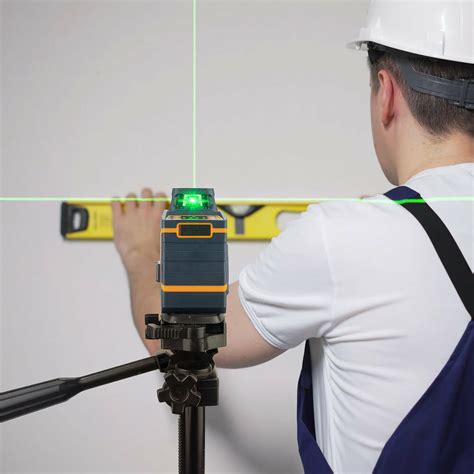 CIGMAN CM-605 Green Laser Line Level with 360 Horizontal and 120 ...