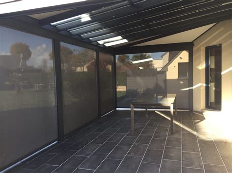 Pergola évolutive avec stores à Rennes Binôme Vérandas et Extensions