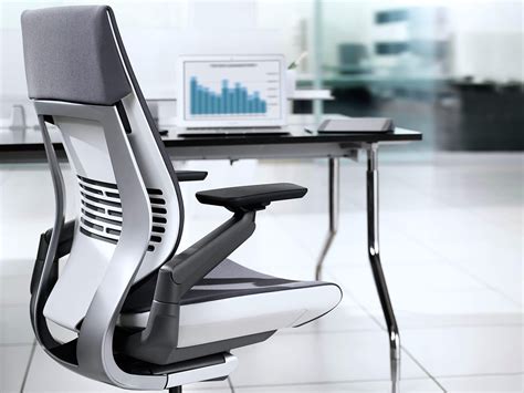 17 Best Office and Desk Chairs for Any Office | Man of Many