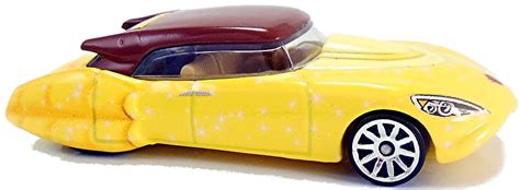 Hot Wheels Character Cars Disney Belle Universo Hot Wheels