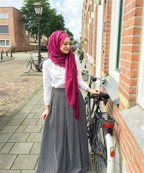 Pinterest Eighthhorcruxx Long Skirt White Top And Bright Hijab