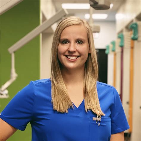 Elizabeth Skotowski, DDS | Pediatric Dentist | West Valley Pediatric