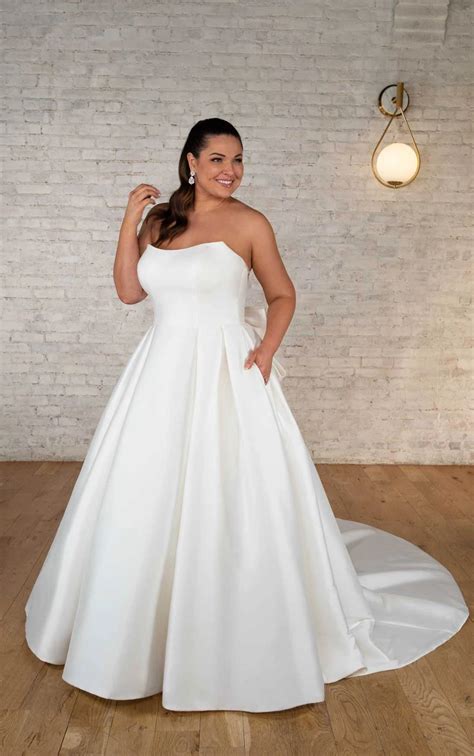 Strapless Princess Ball Gown Wedding Dresses