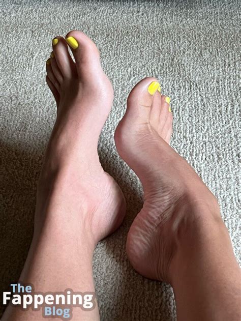 Bare Feet Barefeetpose Nude Leaks Photo 47 TheFappening