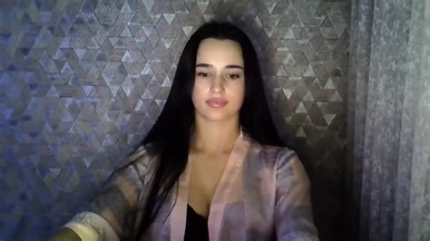 Big Natural Boobs Pretty Slim Babe Solo Tease On Cam