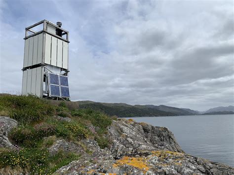 boat  travel  eileanan dubha uklighthousetour