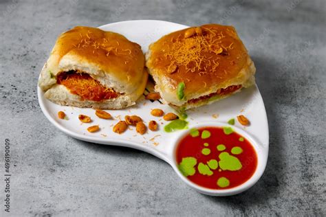 90 Degree Angle Shot Photo Dabeli Is An Indian Snack Item Served With