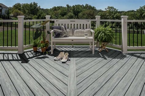 Herringbone Deck Ideas | Trex