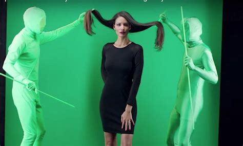 People Are Cracking up at These Green-Screen Photos of a Shampoo ...