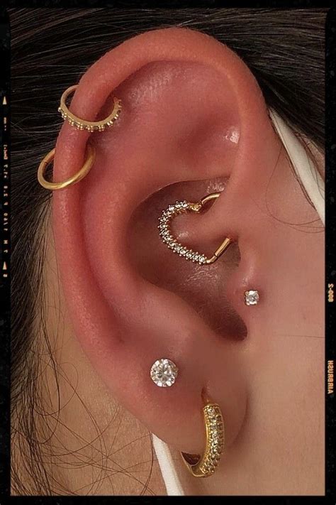 Pin by Mariana Garcia on Prata 925 Ü Minimalist ear piercings