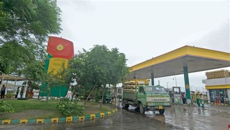 Govt Imposes Cap To Control CNG Piped Cooking Gas Rates Today News