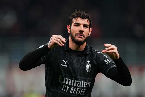 Come Sta Theo Hernandez La Decisione Di Pioli Per Lazio Milan