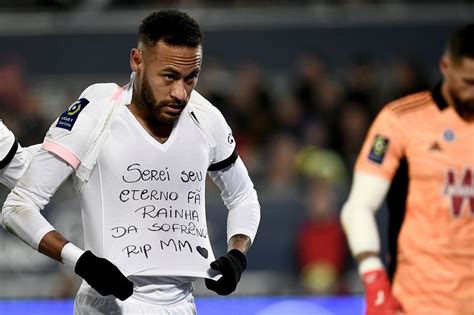 Bordeaux Psg Auteur Dun Doublé Neymar Rend Un Bel Hommage à Son Amie