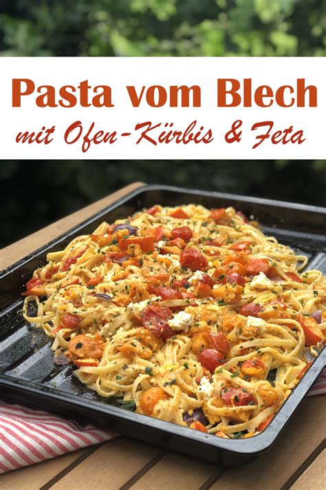 Pasta vom Blech Mit Ofen Kürbis und Feta mix dich glücklich