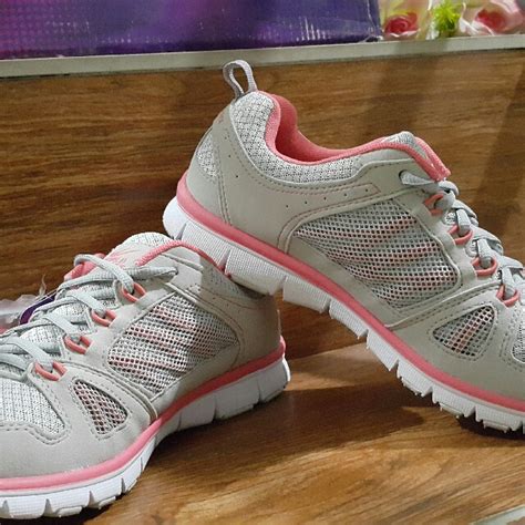 World Balance Super Sale Running Shoes Size 11 Female Only 💕 Womens