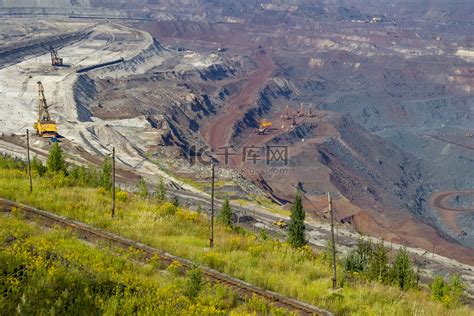 矿产开发概念 经营矿山全景。高清摄影大图 千库网