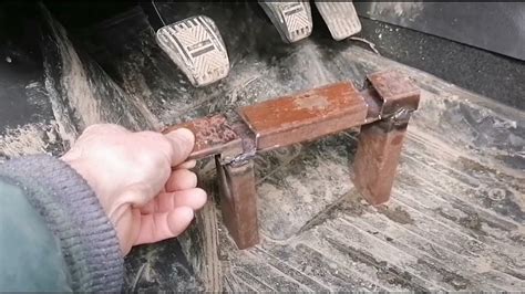 Сделано в гараже. Защита автомобиля от угона. Блокировка педалей. - YouTube