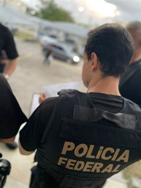 Pf Combate Compartilhamento De Pornografia Infantojuvenil