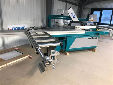Sliding Table Saw for Woodworking Techniques