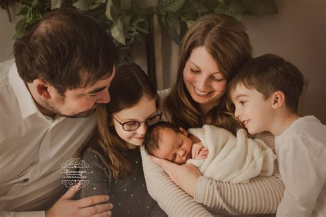 Familienzeit Bei Sternenregen Bilder Mit Dem Neuen Familienmitglied