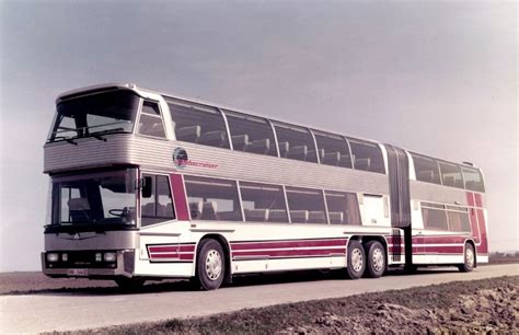 Neoplan Jumbocruiser — цена, фото, характеристики