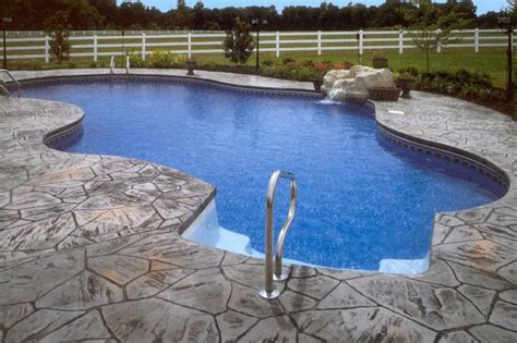 Pool Gallery - Regina Pools & Spas