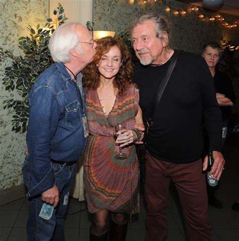 10 Hot Sexy Patty Griffin Bikini Pics