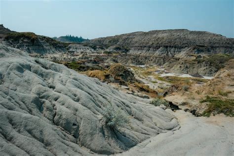 How to Explore Horseshoe Canyon Alberta - Chasing ADVNTR