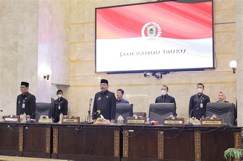 Paripurna Pengesahan Kupa Ppas Apbd Dan Kua Provinsi Kalsel