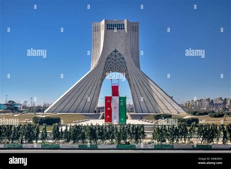 Torre Azadi Borj E Azadi También Conocida Como Torre Shahyad