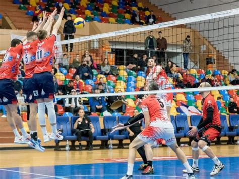 VOLEI CSM Arcada debut în deplasare Viaţa Liberă Galaţi